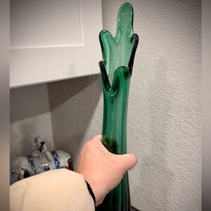 Elegant 15” Emerald Green Swung Glass Vase 5 Finger Vintage MCM
